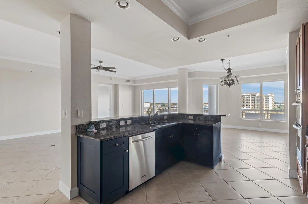 19 of 70 - 725 Gulf Shore Drive Unit 503a, Destin, FL