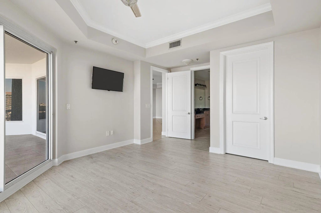 23 of 70 - 725 Gulf Shore Drive Unit 503a, Destin, FL