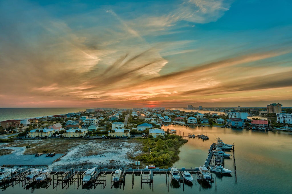 3 of 70 - 725 Gulf Shore Drive Unit 503a, Destin, FL