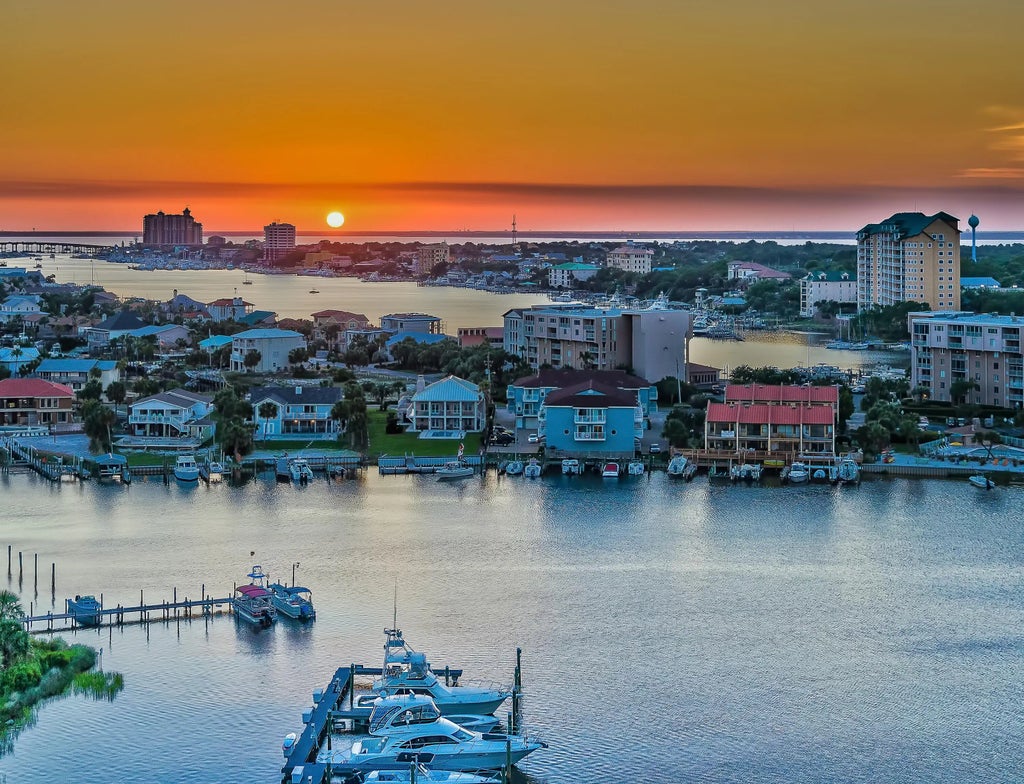 65 of 70 - 725 Gulf Shore Drive Unit 503a, Destin, FL