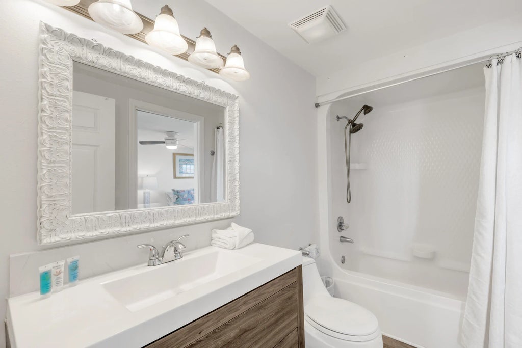 33 of 54 - 514 Vera Cruz Drive, Destin, FL