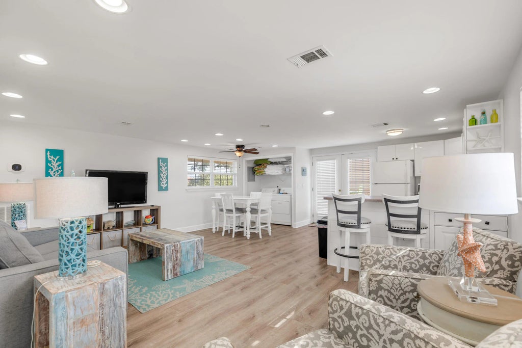 34 of 54 - 514 Vera Cruz Drive, Destin, FL