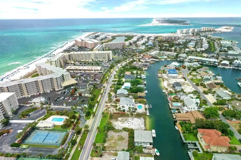 53 of 54 - 514 Vera Cruz Drive, Destin, FL