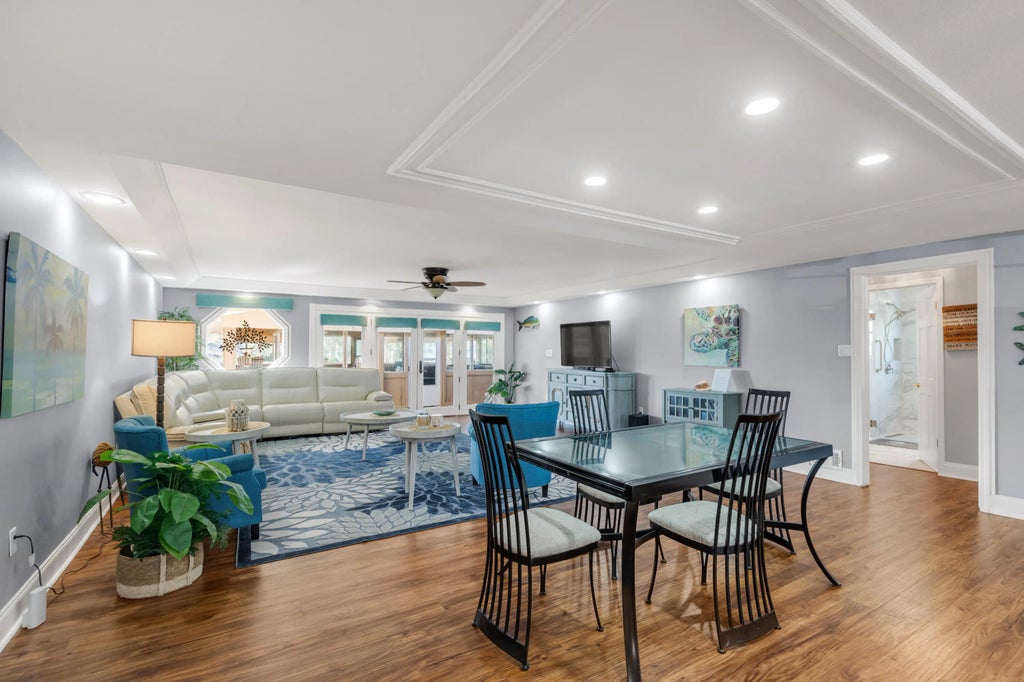 6 of 54 - 514 Vera Cruz Drive, Destin, FL