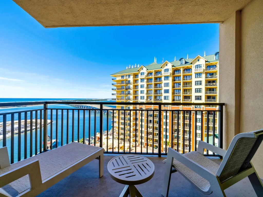 7 of 33 - 10 Harbor Boulevard Unit 904 E, Destin, FL