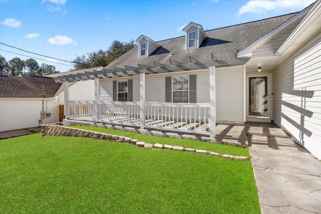 4 of 32 - 439 Northview Lane, Crestview, FL