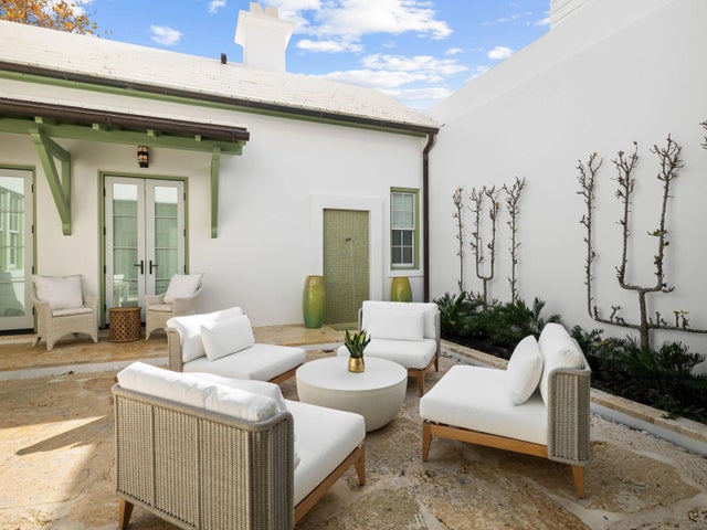 46 N Charles Street, Alys Beach