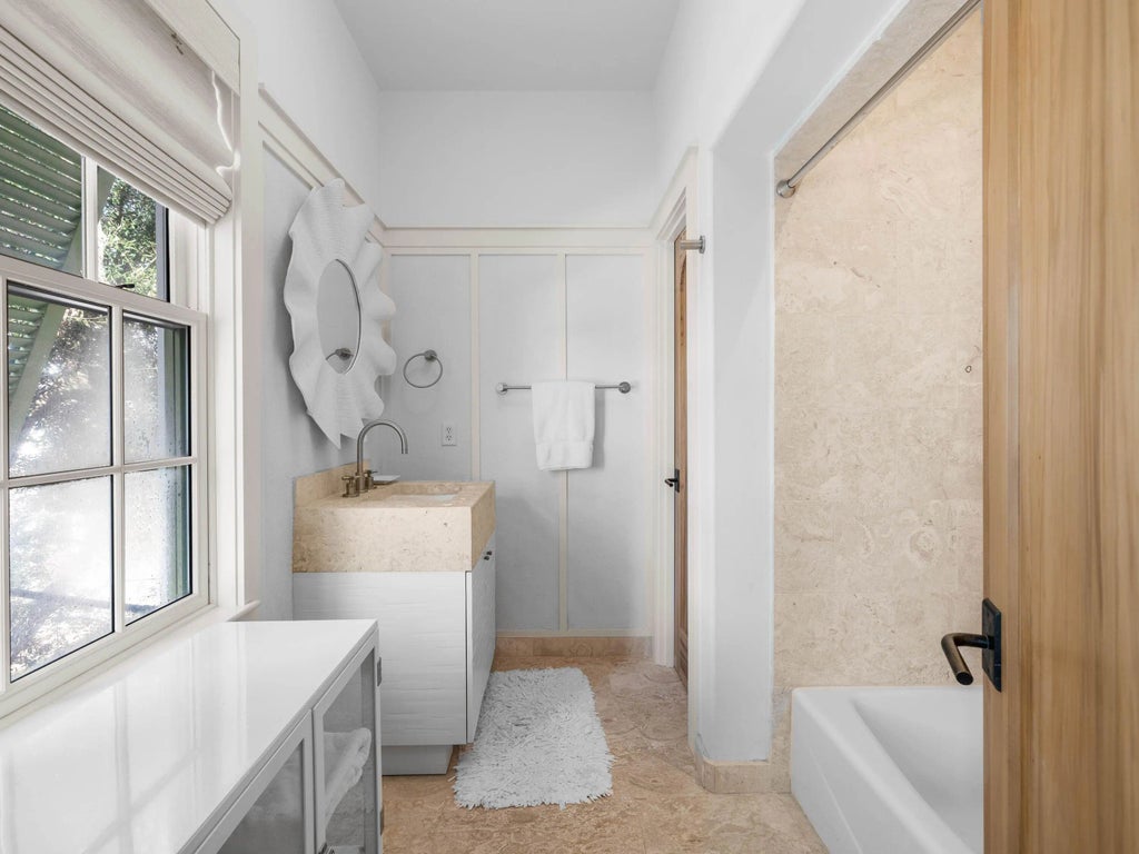 29 of 41 - 46 N Charles Street, Alys Beach, FL