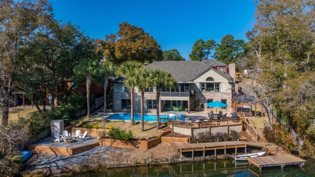 1020 Lake Way Drive, Niceville