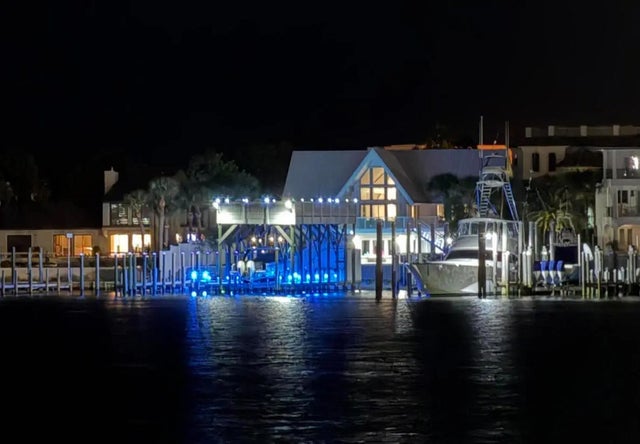 Photo of Listing #967375