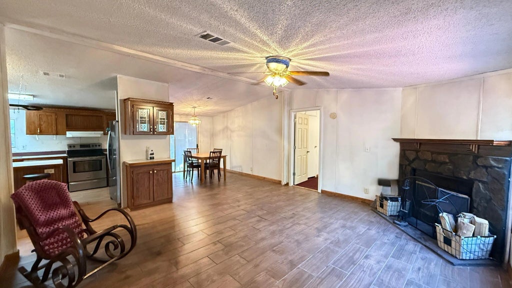 9 of 26 - 5243 Morris Street, Crestview, FL