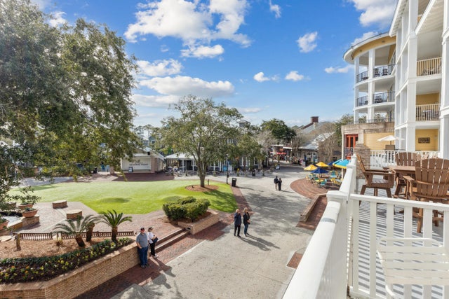 Photo of Listing #967973