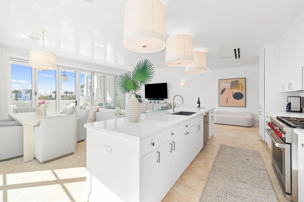 13 of 48 - 27 Admiralty Row 207, Alys Beach, FL