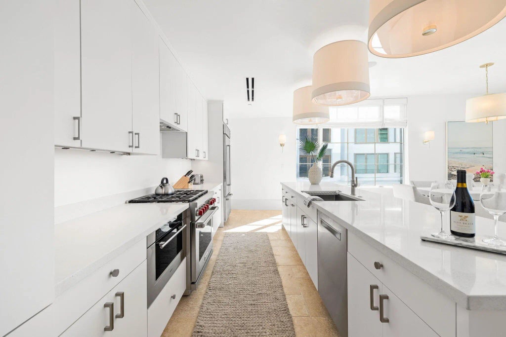 14 of 48 - 27 Admiralty Row 207, Alys Beach, FL