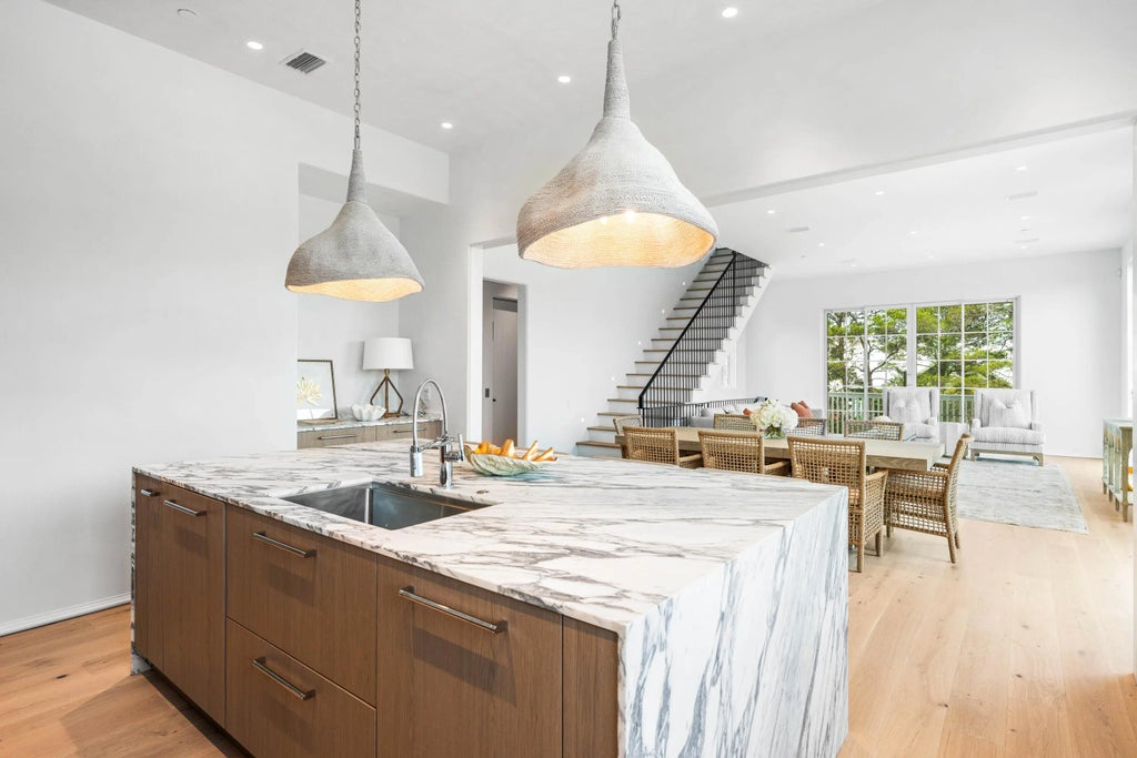 14 of 69 - 4655 E County Hwy 30a, Santa Rosa Beach, FL