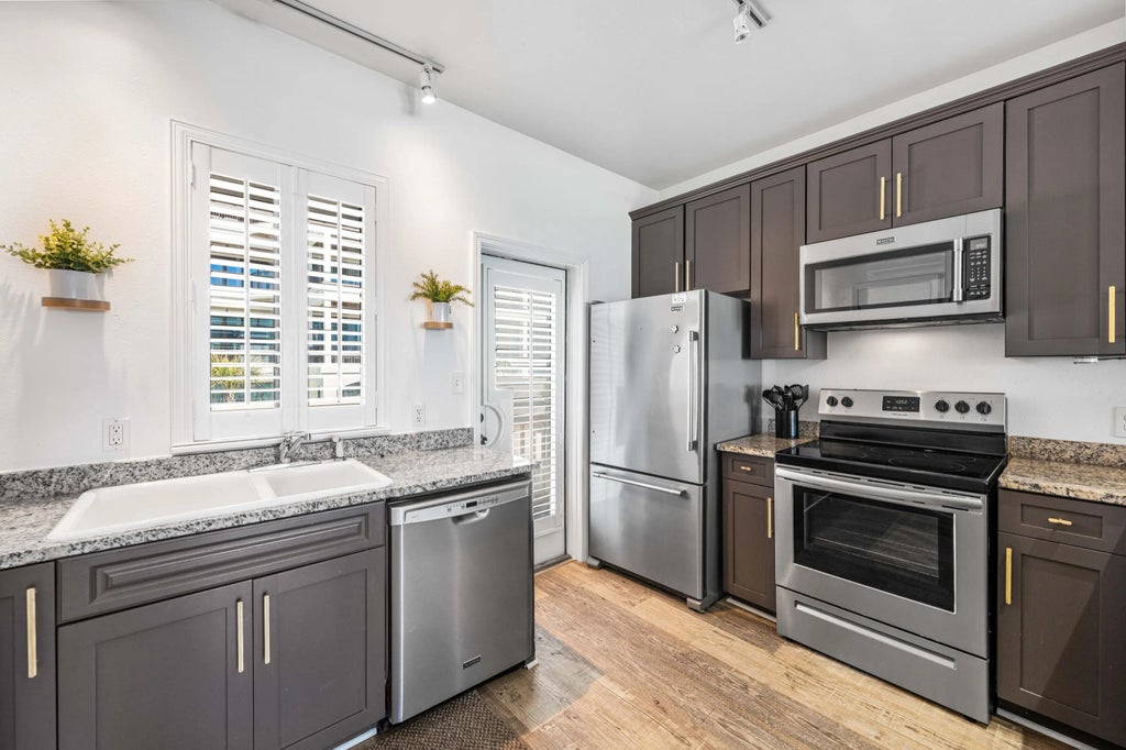 17 of 36 - 49 Hinton Bishop Drive # 4, Santa Rosa Beach, FL