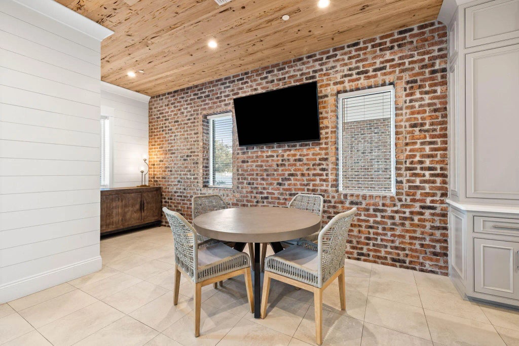 14 of 70 - 3325 E County Hwy 30a, Santa Rosa Beach, FL