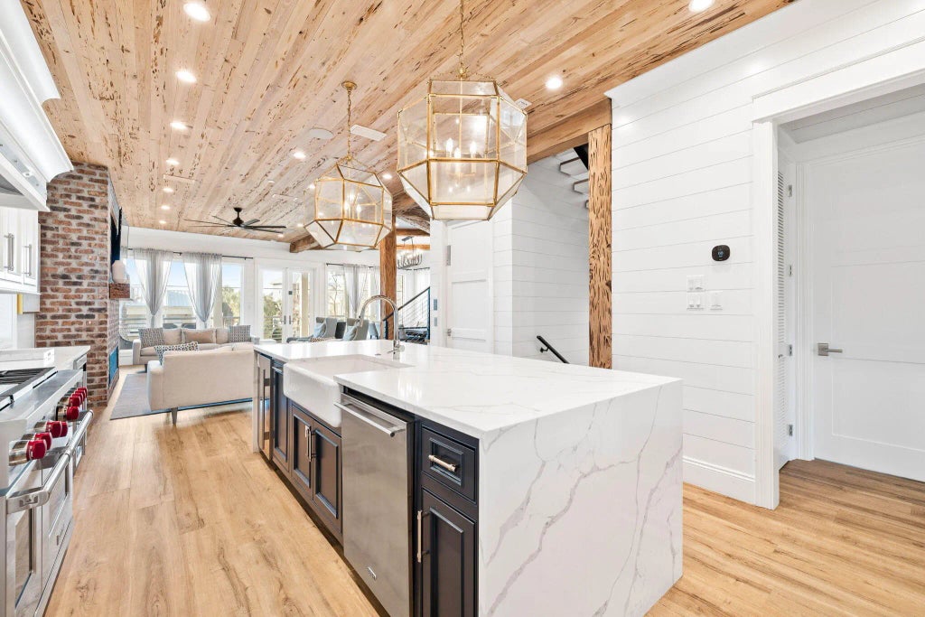 23 of 70 - 3325 E County Hwy 30a, Santa Rosa Beach, FL