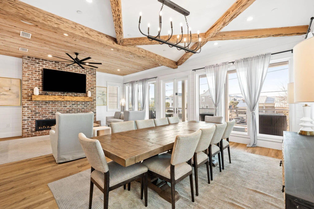 29 of 70 - 3325 E County Hwy 30a, Santa Rosa Beach, FL