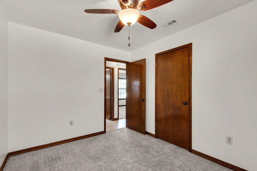 13 of 32 - 223 W Pinoak Court, Crestview, FL