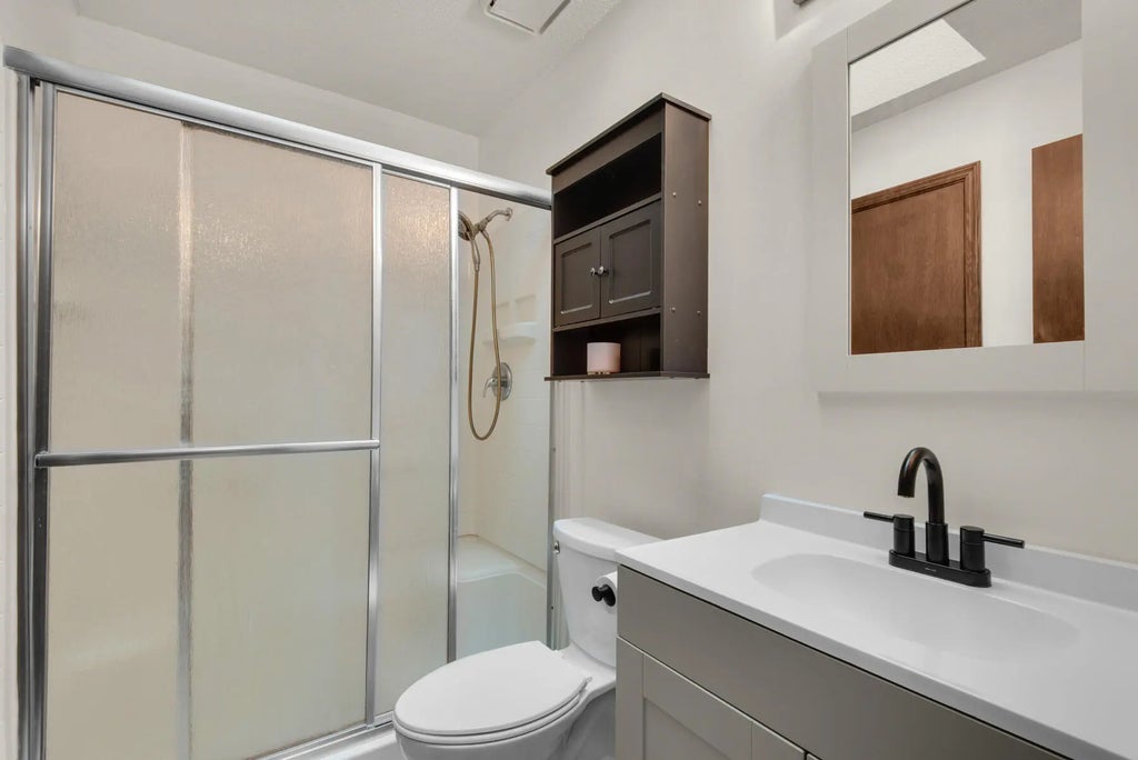 18 of 32 - 223 W Pinoak Court, Crestview, FL