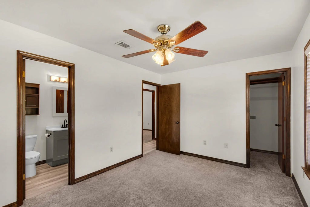 21 of 32 - 223 W Pinoak Court, Crestview, FL