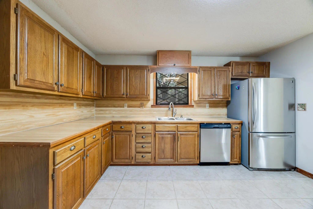 10 of 56 - 6359 Shangri La Road, Crestview, FL