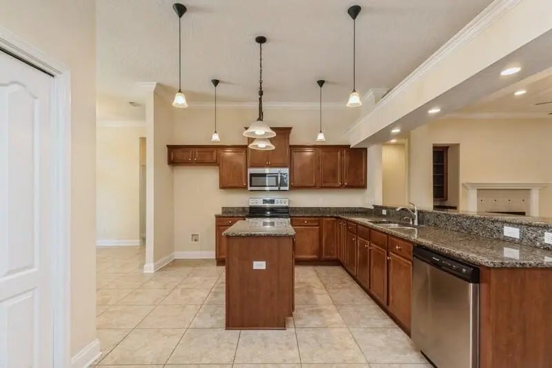 21 of 42 - 205 Eleases Crossing, Crestview, FL