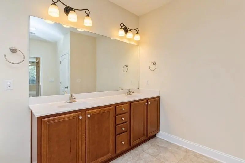 37 of 42 - 205 Eleases Crossing, Crestview, FL