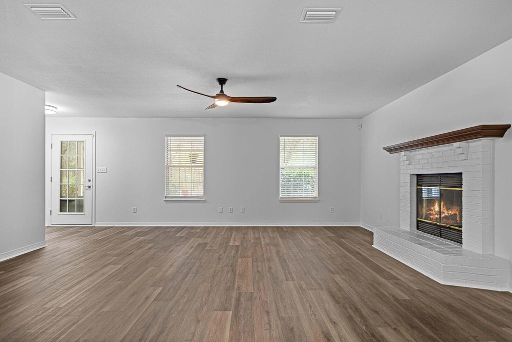 2 of 31 - 6004 Donald Guy Road, Crestview, FL