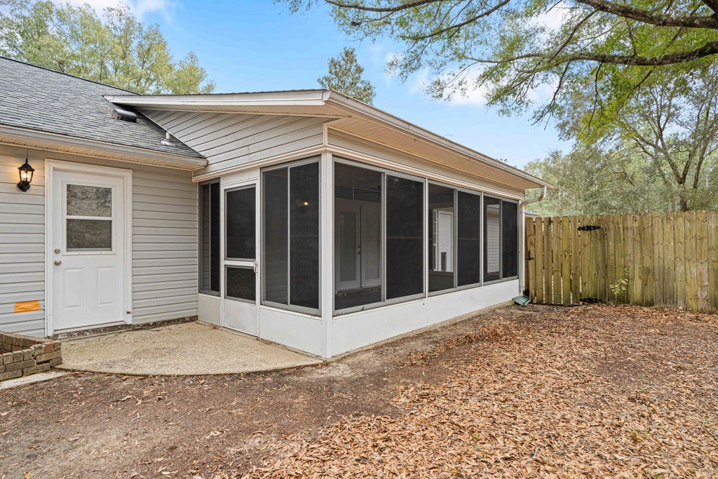 23 of 31 - 6004 Donald Guy Road, Crestview, FL