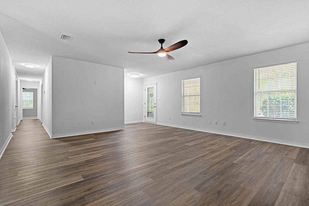 4 of 31 - 6004 Donald Guy Road, Crestview, FL