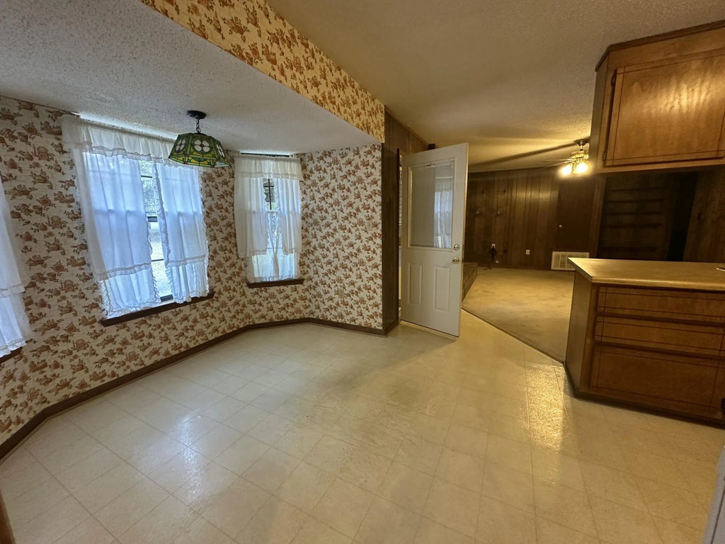 17 of 23 - 5895 Pineforest Drive, Crestview, FL