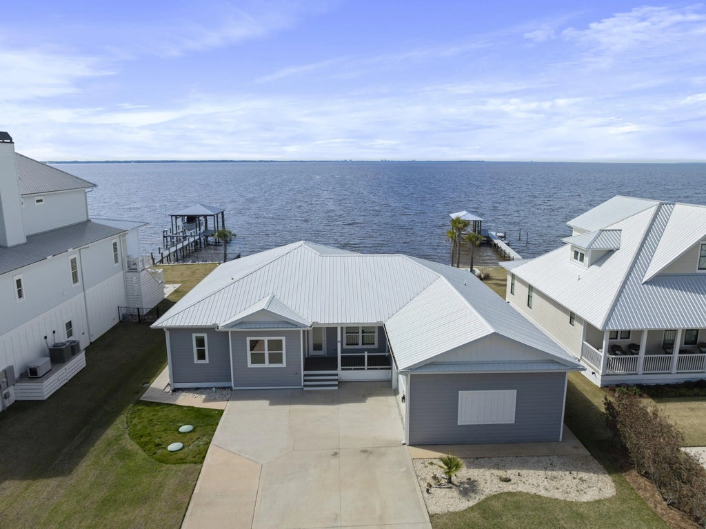 1 of 58 - 10 S Sunset Harbour, Freeport, FL
