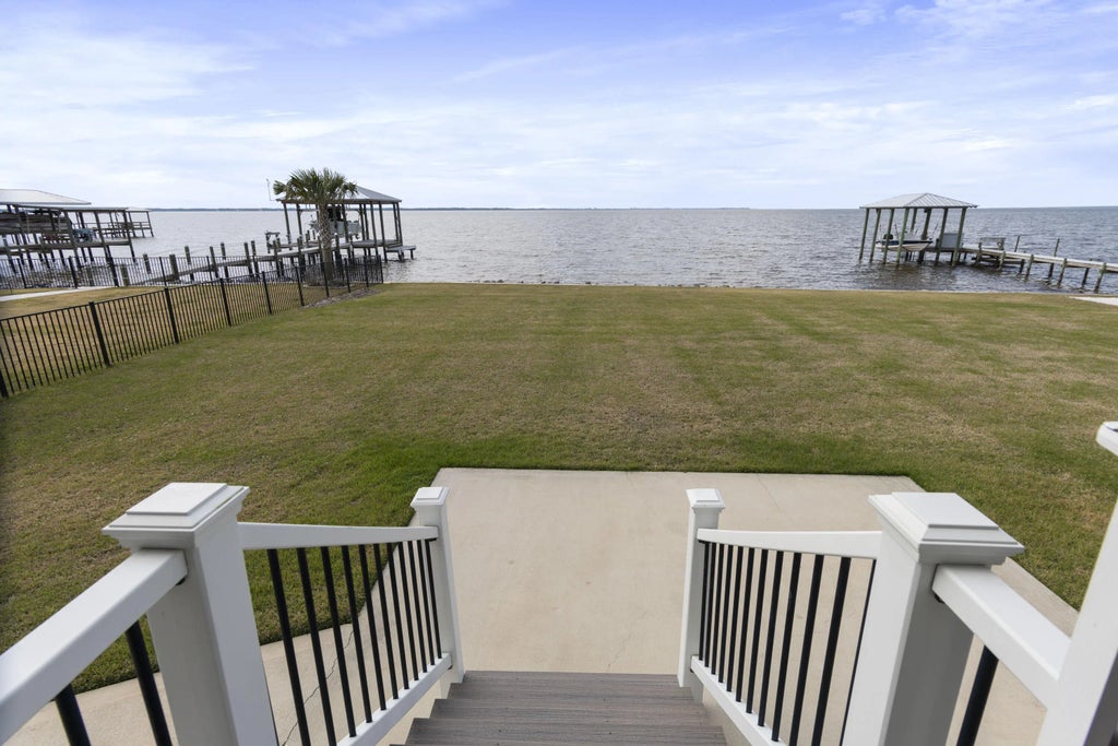 52 of 58 - 10 S Sunset Harbour, Freeport, FL
