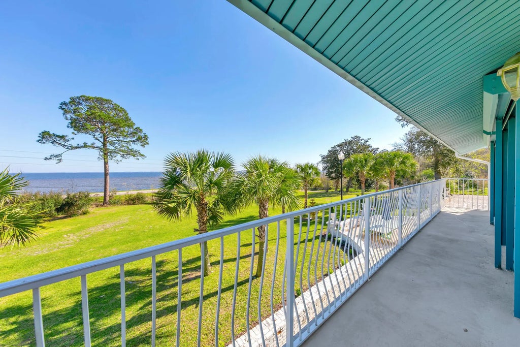 41 of 139 - 13000 W State Highway 20, Freeport, FL