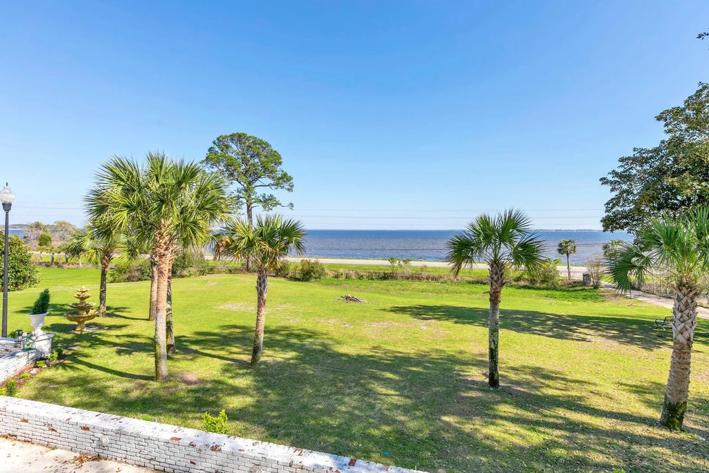 82 of 139 - 13000 W State Highway 20, Freeport, FL