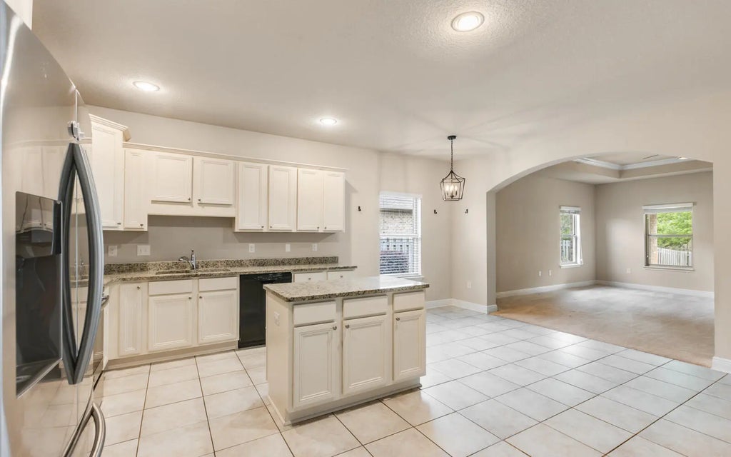11 of 99 - 379 Whitman Way, Freeport, FL