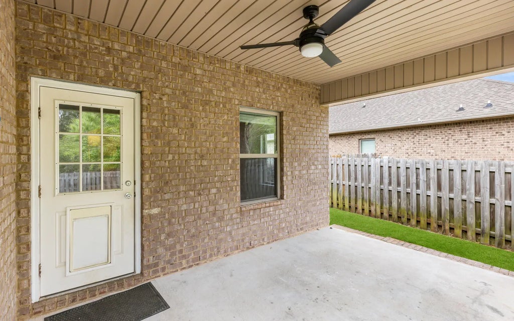 27 of 99 - 379 Whitman Way, Freeport, FL