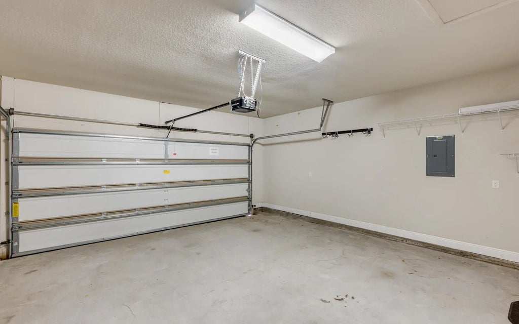 50 of 99 - 379 Whitman Way, Freeport, FL
