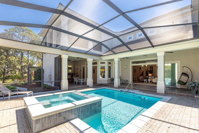 Photo of Listing #971989