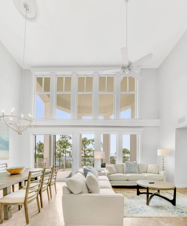 Photo of Listing #971365