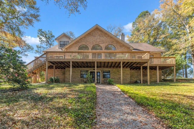 446 Marion Drive, Niceville