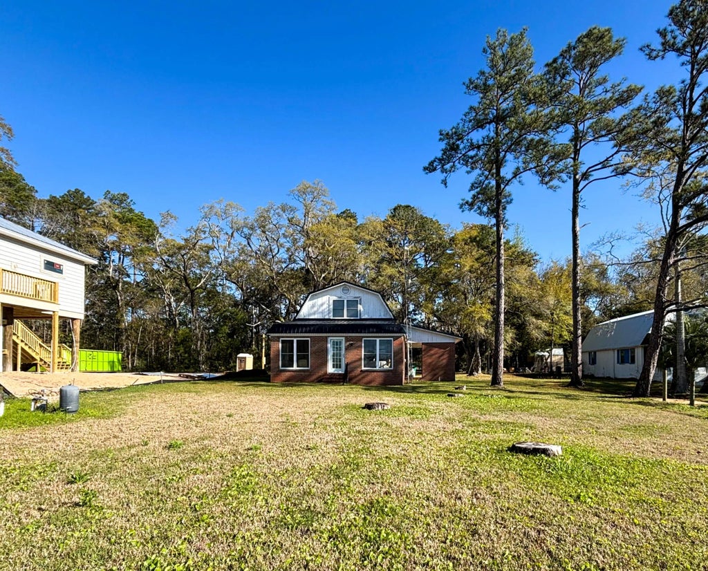 1 of 21 - 328 Sunset Trail, Freeport, FL