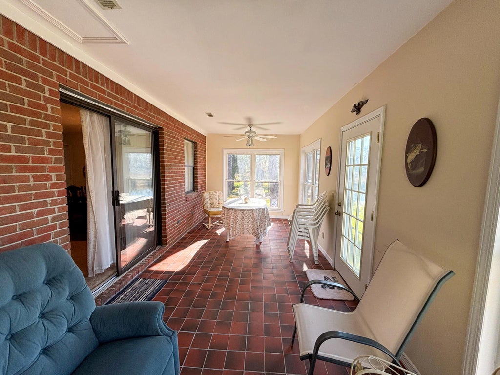 11 of 21 - 328 Sunset Trail, Freeport, FL