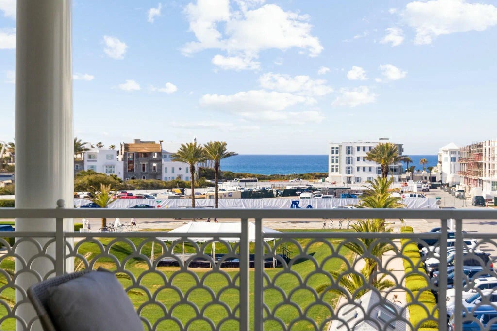 36 of 49 - 27 Admiralty Row 302, Alys Beach, FL