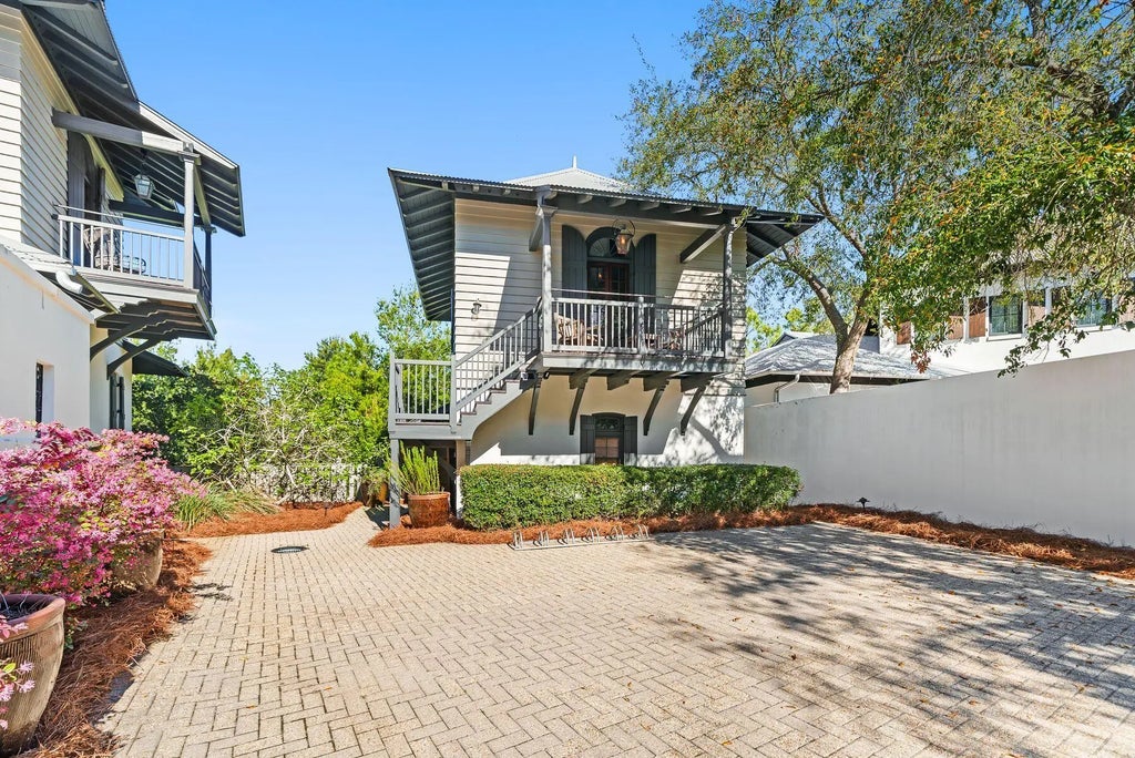 35 of 57 - 122 W Kingston Road, Rosemary Beach, FL