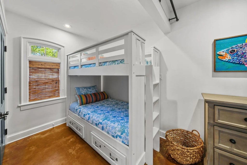 37 of 57 - 122 W Kingston Road, Rosemary Beach, FL