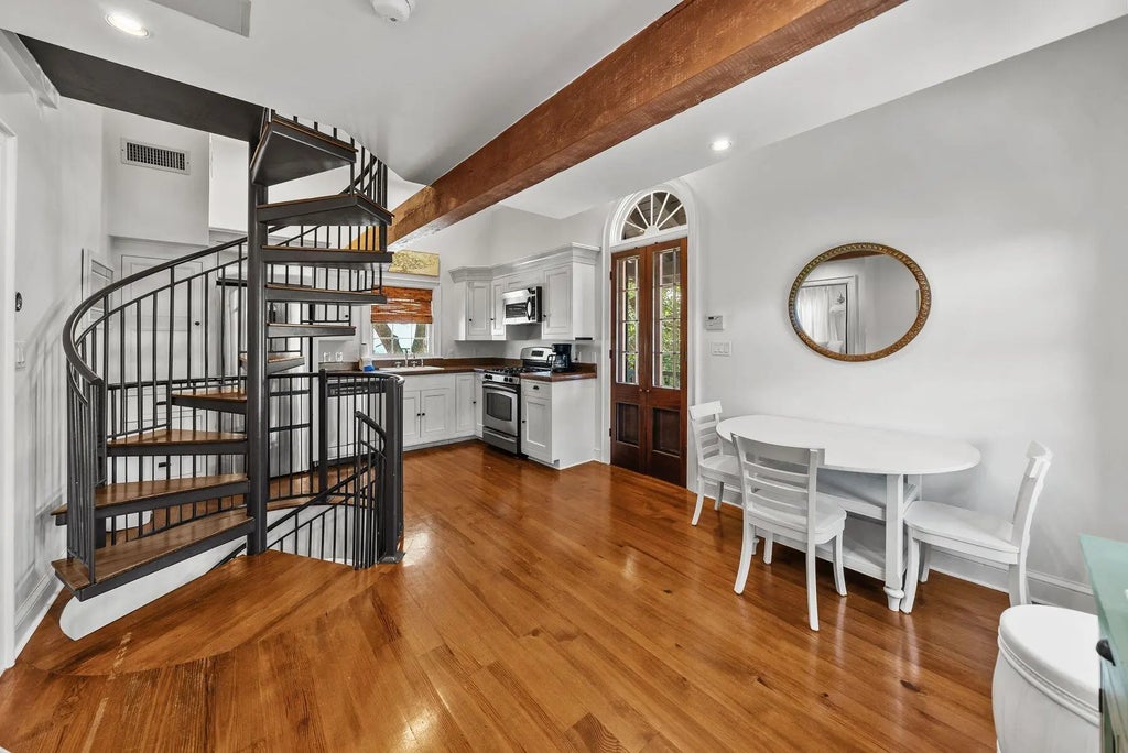 42 of 57 - 122 W Kingston Road, Rosemary Beach, FL