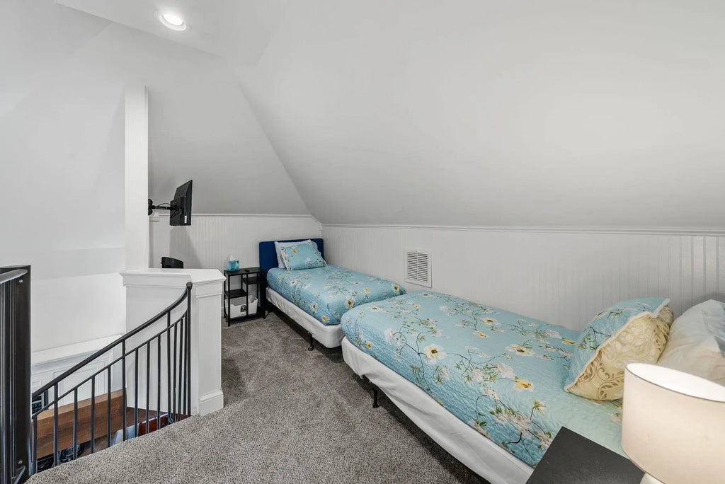 50 of 57 - 122 W Kingston Road, Rosemary Beach, FL